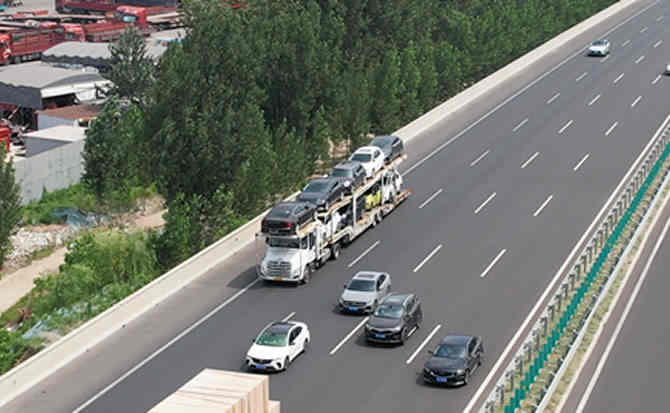 洛隆高速公路汽车救援